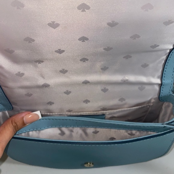 Kate spade Crossbody with matching wallet - Picture 3 of 4
